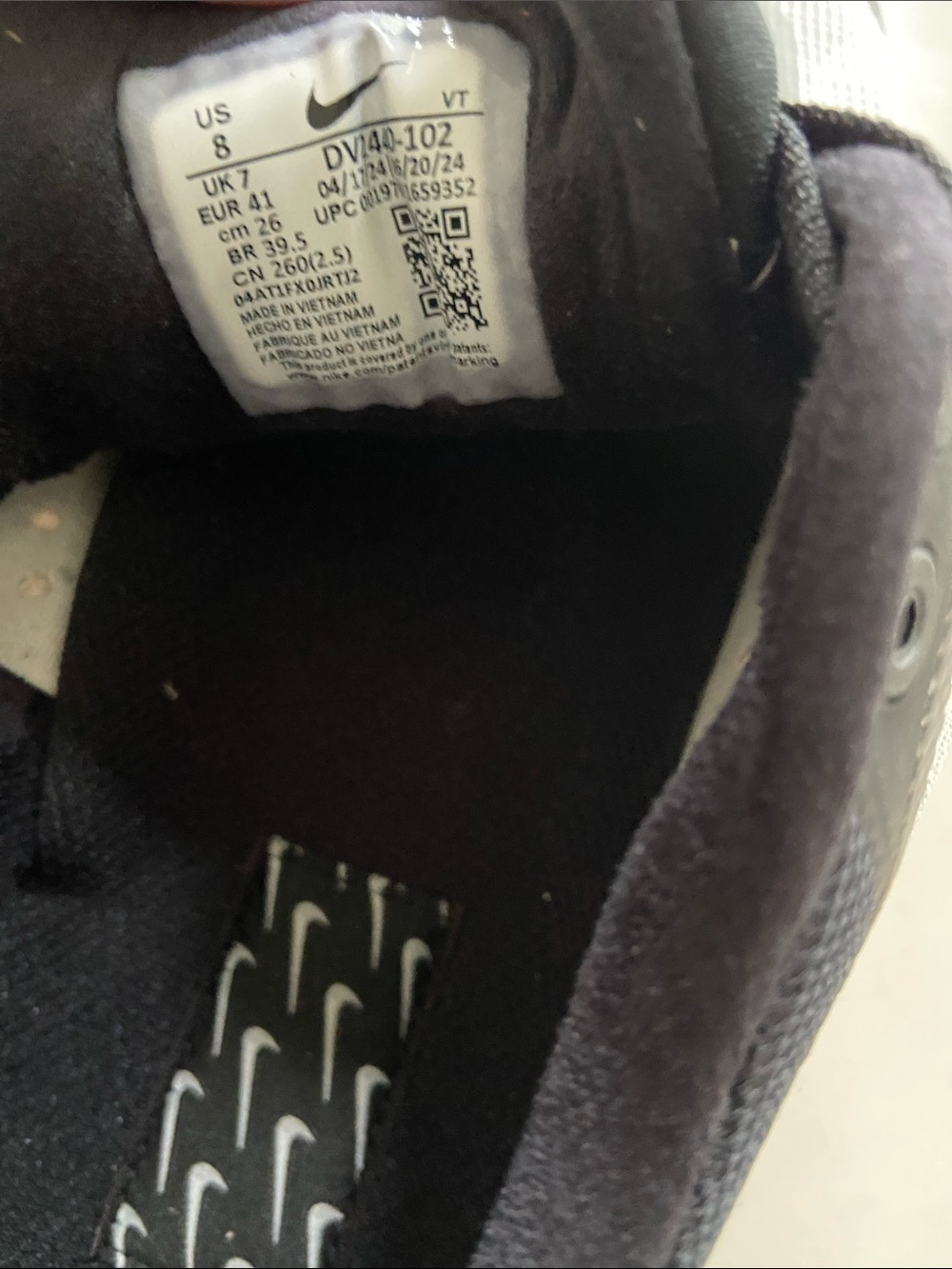 Nike Men’s Black, White and Gray Athletic Running Shoes - Picture 11 of 16